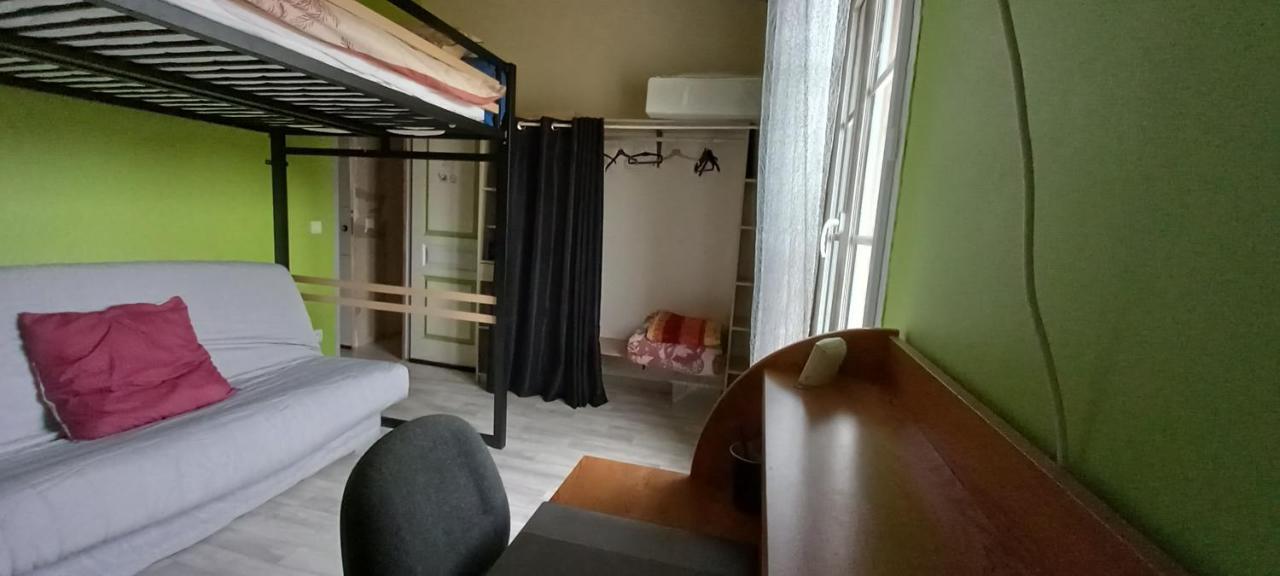 Chambre Familiale Dans Maison Au Calme Segonzac  Exteriör bild